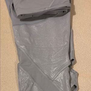 Victoria’s Secret workout leggings